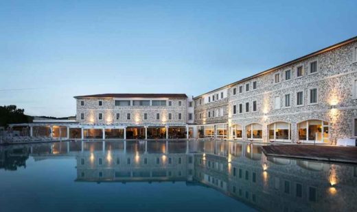 termesaturnia_hero2